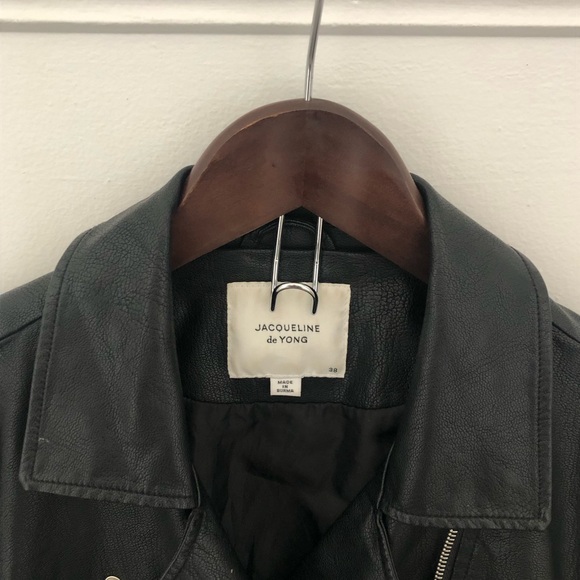 Wilfred Black Jacket - Picture 3 of 3